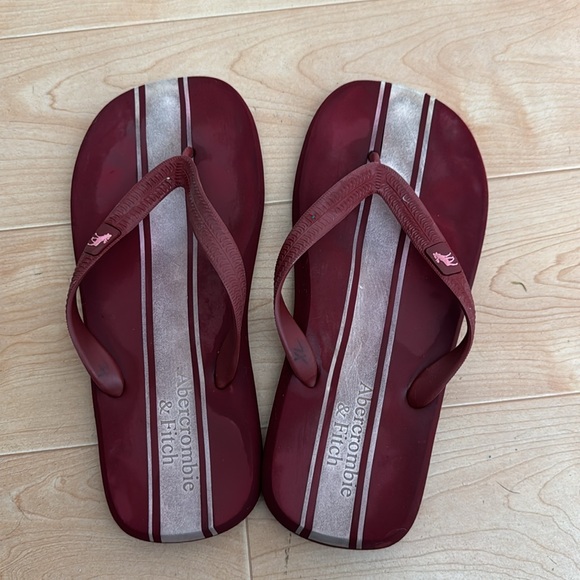Abercrombie & Fitch Sandals - lightly worn - 2 other pairs of sandals thrown in - Picture 2 of 13